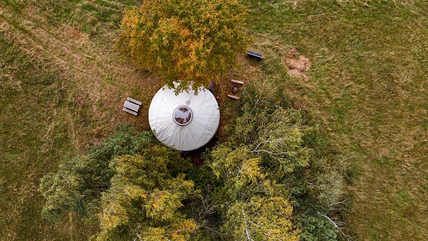 jurta andělka. Glamping nedaleko Ještědu.