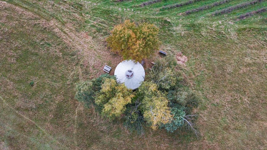 Jurta Andělka. Glamping pod Čertovou zdí, nedaleko Ještědu.